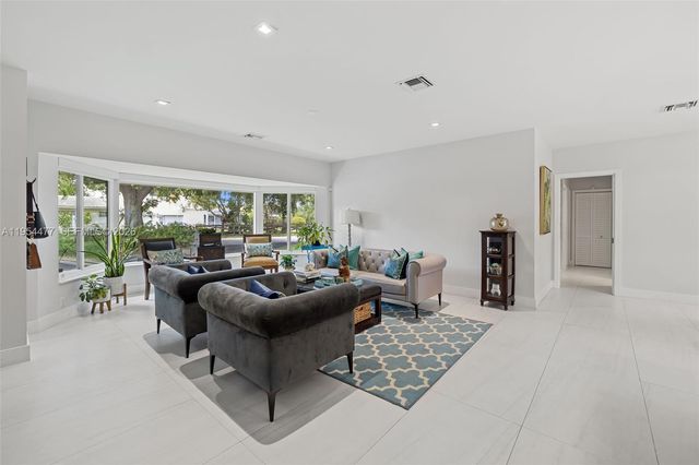 7980 SW 108th St, Miami, FL 33156