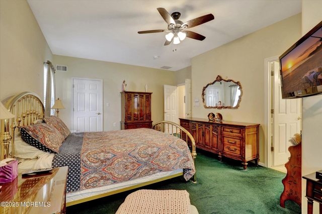 9 Gainsborough Court, Manalapan, NJ 07726