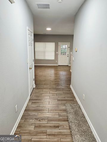 375 Brookview Drive, Riverdale, GA 30274