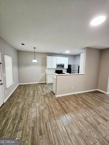375 Brookview Drive, Riverdale, GA 30274