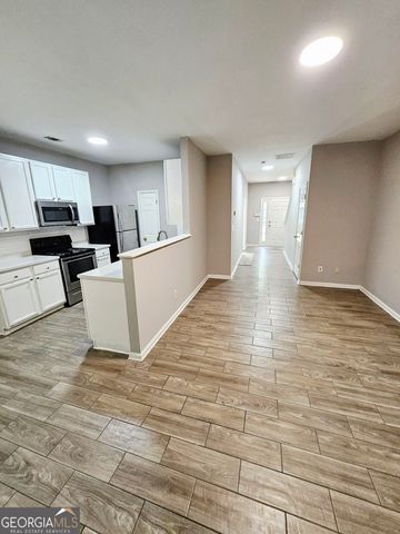 375 Brookview Drive, Riverdale, GA 30274