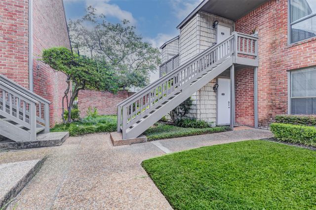 2829 Timmons Lane 167, Houston, TX 77027
