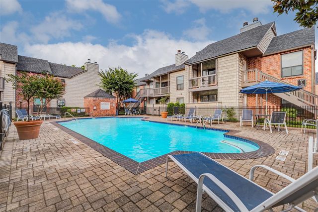 2829 Timmons Lane 167, Houston, TX 77027