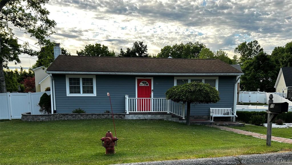 15 Harvard Drive, Walden, NY 12586