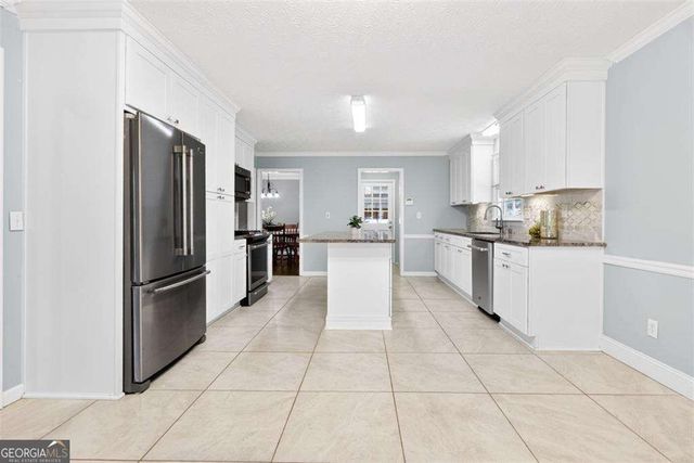 291 Shore Drive, Suwanee, GA 30024