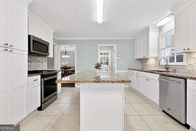 291 Shore Drive, Suwanee, GA 30024