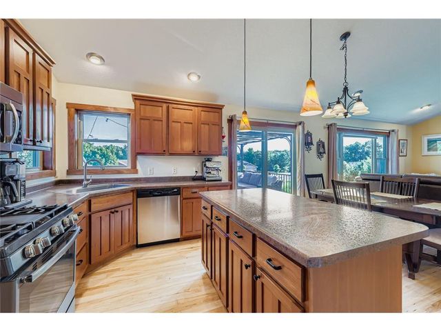 248 Smith Circle, River Falls, WI 54022