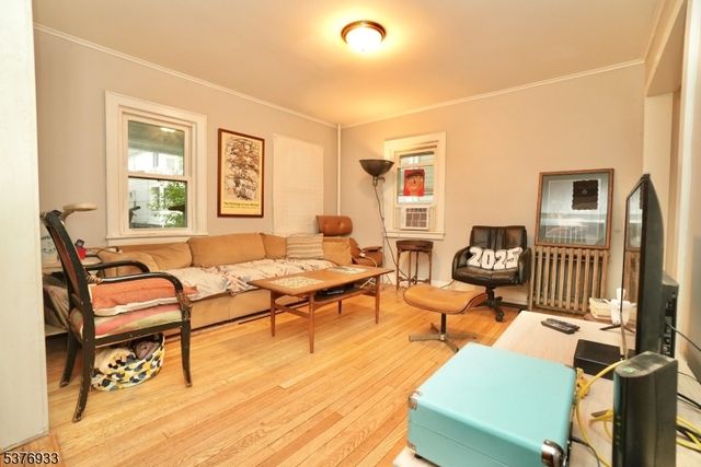 13 Thomas St, Bloomfield Twp., NJ 07003