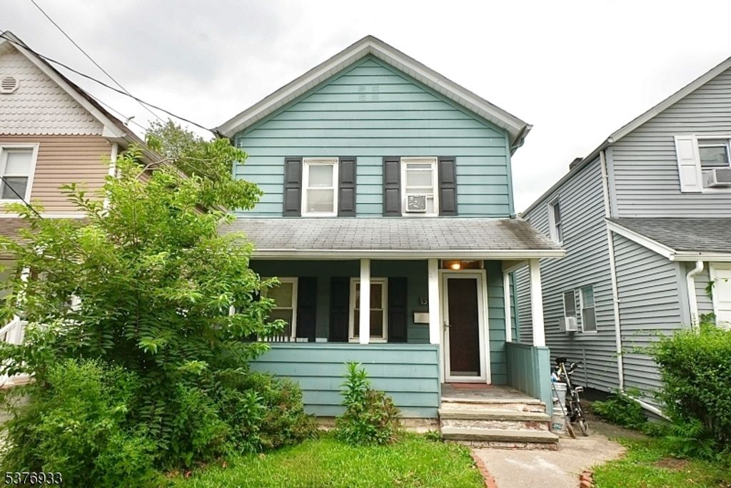 13 Thomas St, Bloomfield Twp., NJ 07003