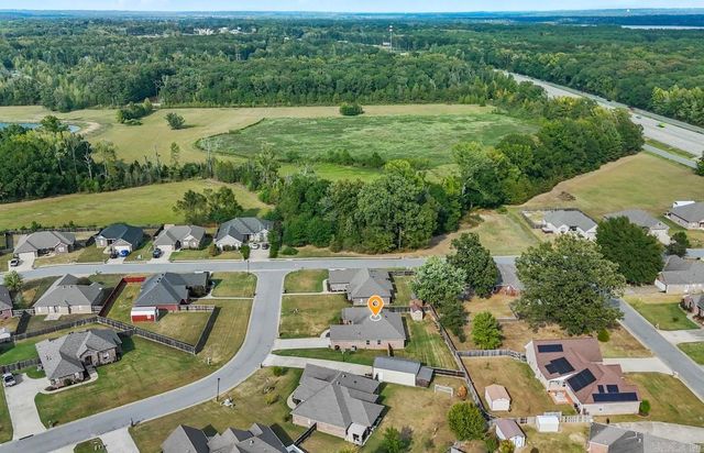 1229 Windsor Court, Jacksonville, AR 72076