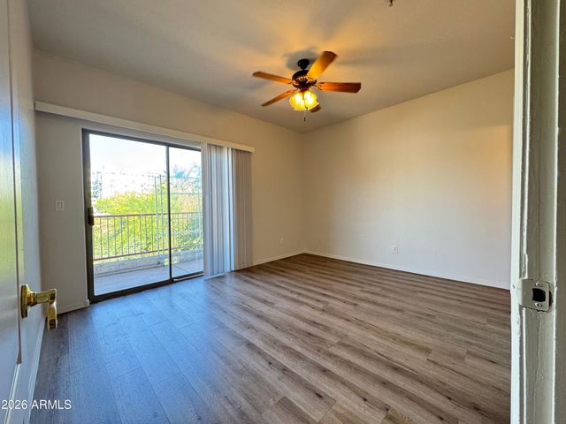 510 W University Drive 208, Tempe, AZ 85281