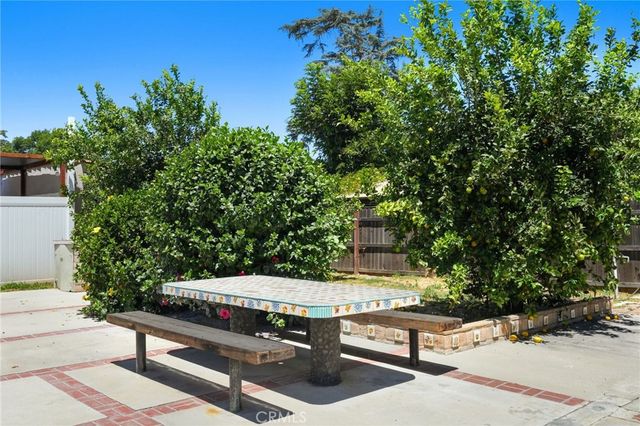 15841 Marlin Place, Lake Balboa, CA 91406