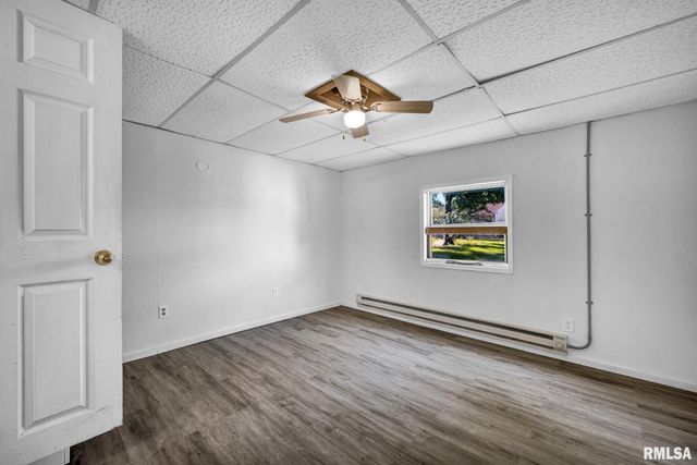 206 COOPER Street, Pekin, IL 61554