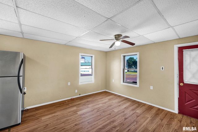 206 COOPER Street, Pekin, IL 61554