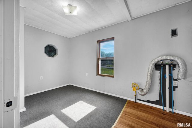 206 COOPER Street, Pekin, IL 61554