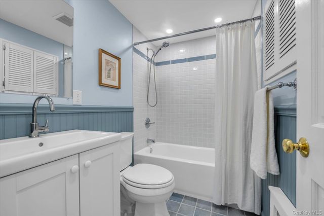 2 Smull Lane, Port Washington, NY 11050