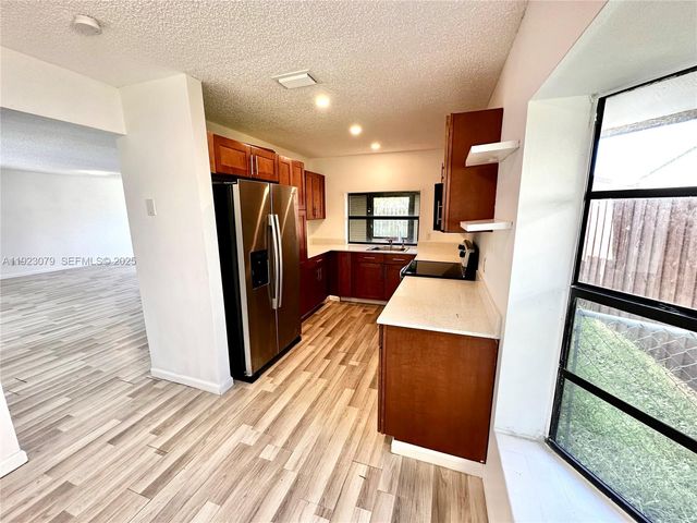 16708 SW 5th Way, Weston, FL 33326