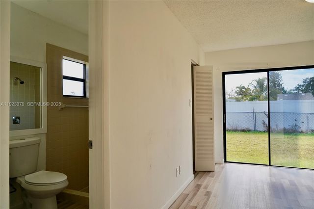 16708 SW 5th Way, Weston, FL 33326