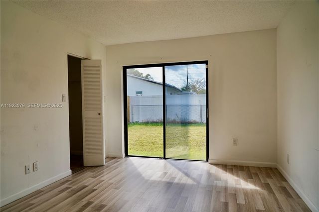 16708 SW 5th Way, Weston, FL 33326