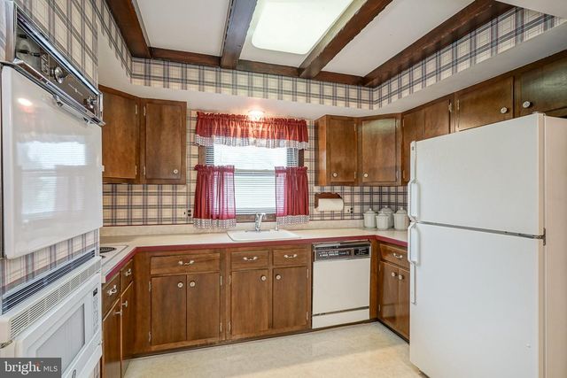 300 NASSAU, Paulsboro, NJ 08066