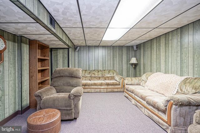 300 NASSAU, Paulsboro, NJ 08066