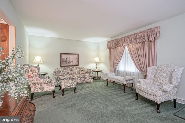 300 NASSAU, Paulsboro, NJ 08066