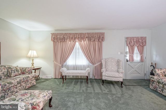 300 NASSAU, Paulsboro, NJ 08066
