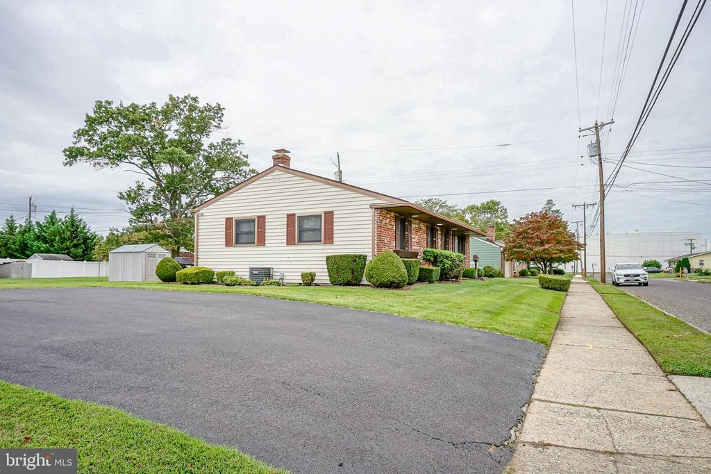 300 NASSAU, PAULSBORO, NJ 08066 — photo 4