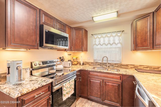 220 Leisure Circle, Port Orange, FL 32127