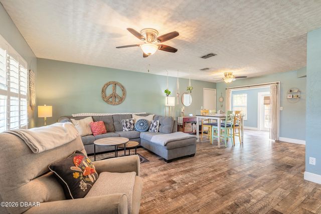 220 Leisure Circle, Port Orange, FL 32127