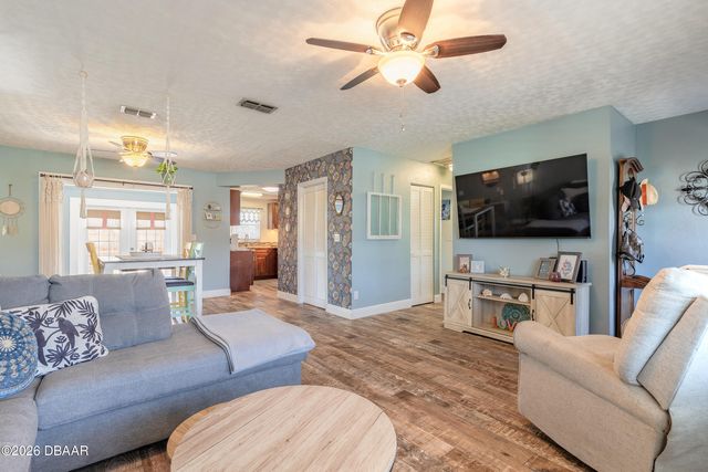 220 Leisure Circle, Port Orange, FL 32127