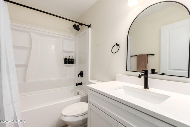 2377 W Old Ajo Way, Tucson, AZ 85746