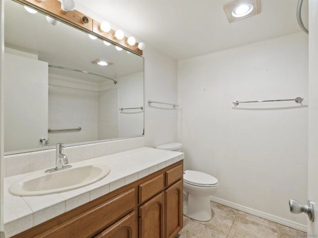 616 W Lewis St, San Diego, CA 92103