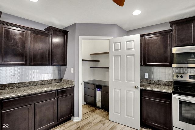 2249 Silver Spoon Drive, Greenfield, IN 46140