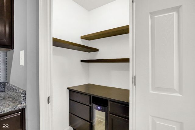 2249 Silver Spoon Drive, Greenfield, IN 46140