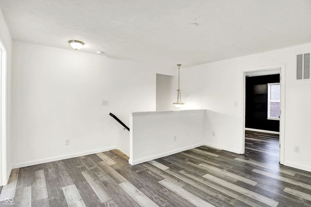 2249 Silver Spoon Drive, Greenfield, IN 46140