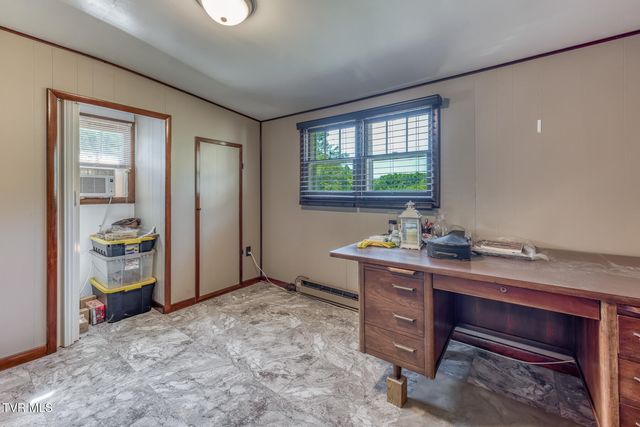 804 Bristol Caverns Highway, Bristol, TN 37620