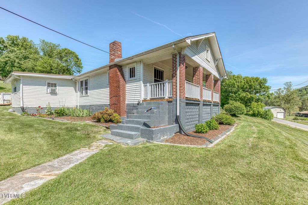 804 Bristol Caverns Highway, Bristol, TN 37620