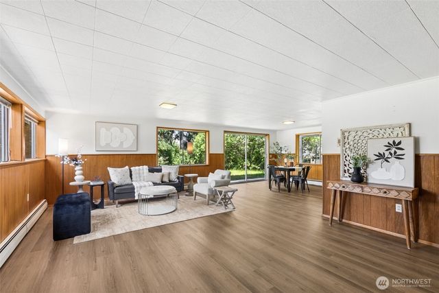 15724 13th Avenue SW, Burien, WA 98166