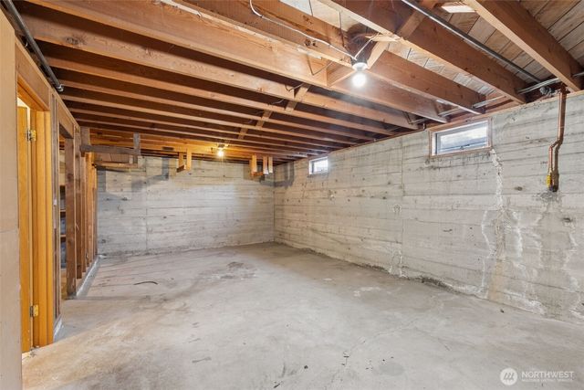 15724 13th Avenue SW, Burien, WA 98166