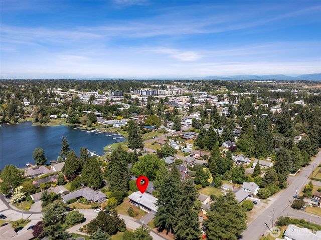 15724 13th Avenue SW, Burien, WA 98166