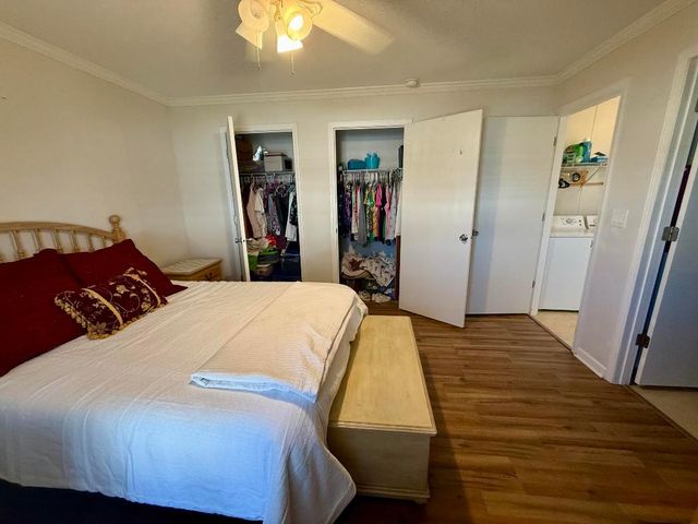 8964 Pine Street, Boynton Beach, FL 33436