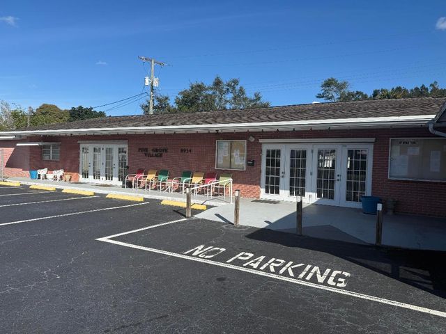 8964 Pine Street, Boynton Beach, FL 33436