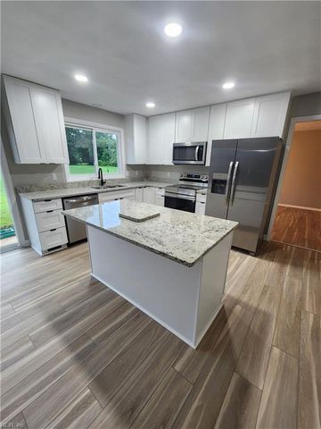 108 Kove DR, Hampton, VA 23669