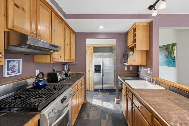 609 W 4th Street, Nederland, CO 80466