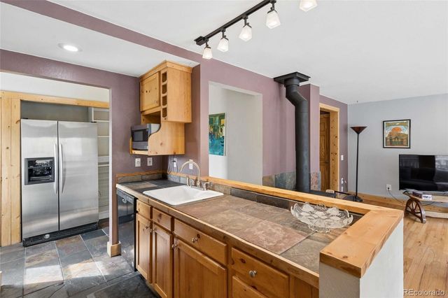609 W 4th Street, Nederland, CO 80466
