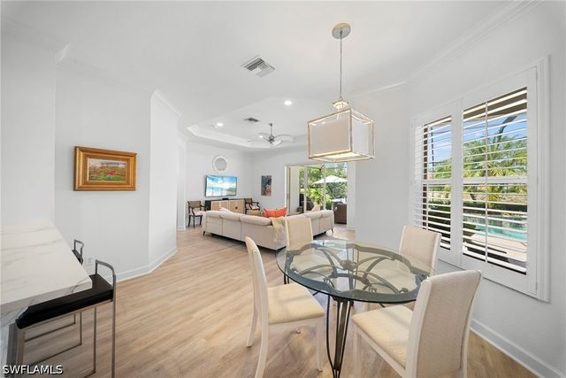 8844 Mustang Island CIR, Naples, FL 34113