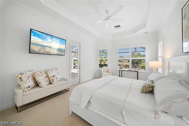 8844 Mustang Island CIR, Naples, FL 34113