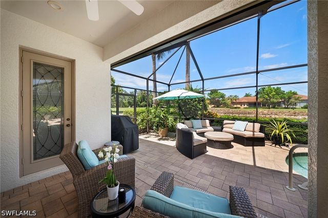 8844 Mustang Island CIR, Naples, FL 34113