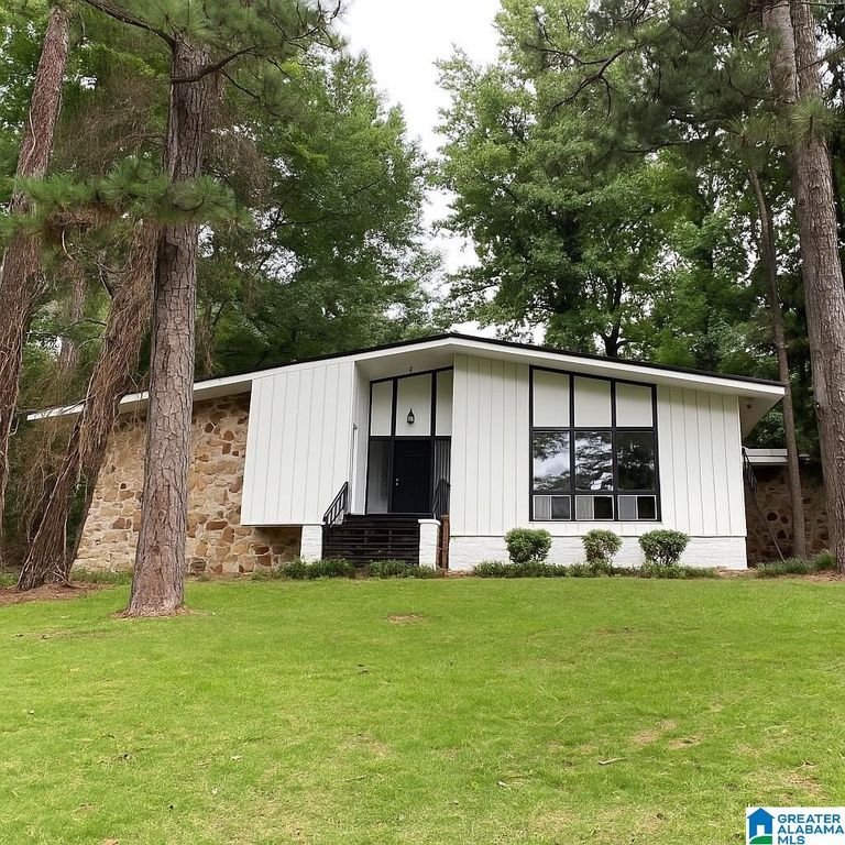 3742 SPEARMAN DRIVE, Hoover, AL 35216